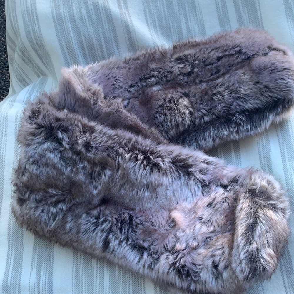 NWOT Restoration Hardware Stole